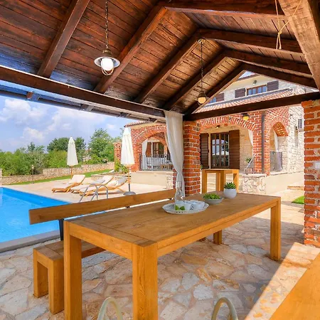 Oxalis Будинок відпочинку Пореч